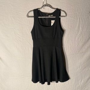 just ginger Charcoal Sleeveless A-Line With Zipper Back Size M